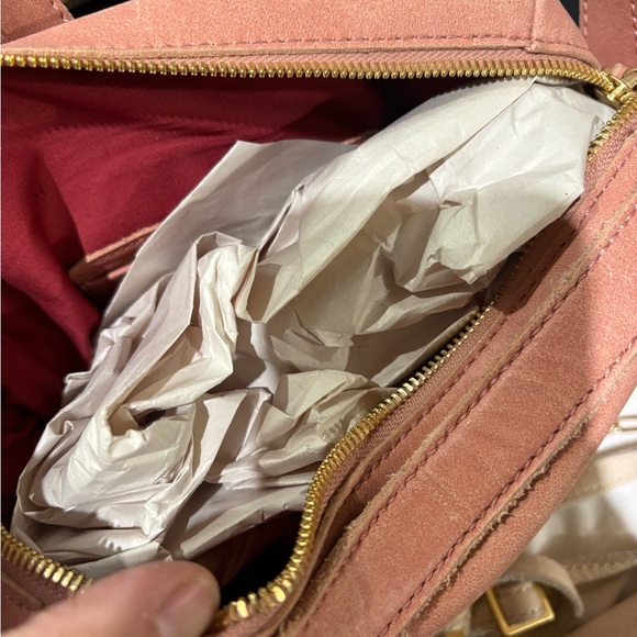 Elegant Pink Shoulder Bag with Gold Accents